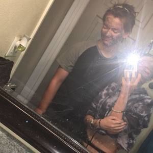 Meet your Posher, Ashtin